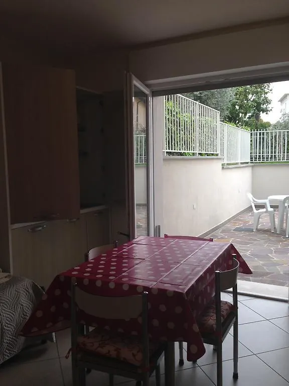 Casa Armonia Apartment Peschiera del Garda 0*,  Italy